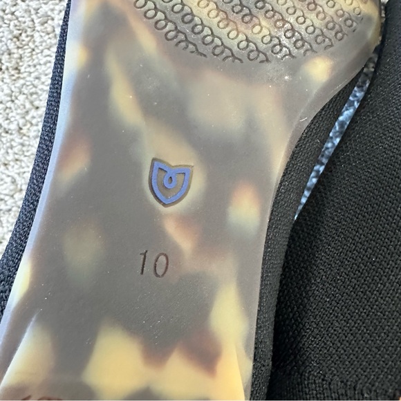 Rothy's The Emblem Point II Flats Size 10 Black - Picture 5 of 14